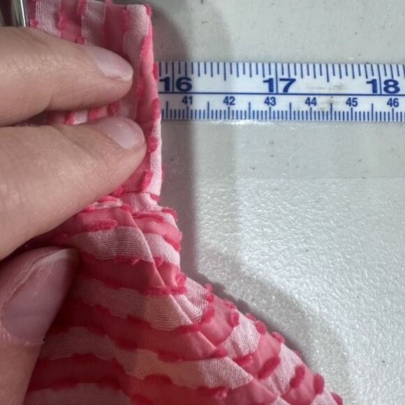 NWT Sedge Red & White Ruffle Short Suit Set Size Medium Candy Stripe Blouse - Picture 14 of 16